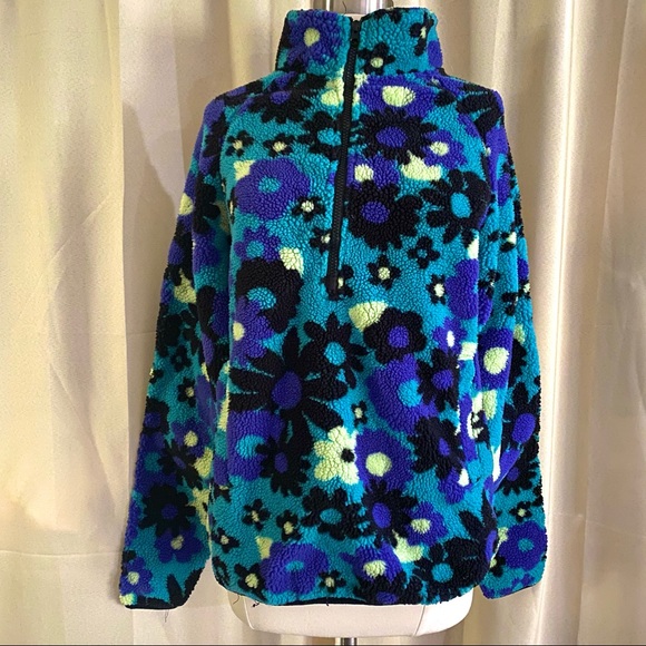 Urban Outfitters Fleece - Picture 1 of 16